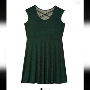 NWT Meri Skye Ceram Criss Cross Neck Fit and Flare Dress